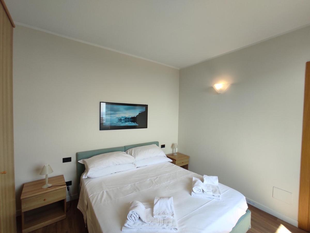 Genova Business Homes Екстер'єр фото